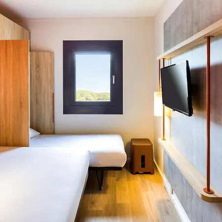 Ibis Budget Saint-Etienne Centre Gare Chateaucreux Exterior photo